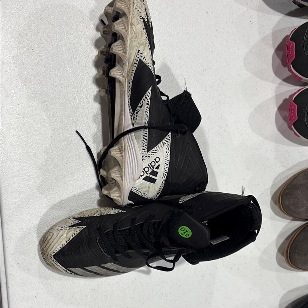 Adidas Men's Black and White Soccer Cleats